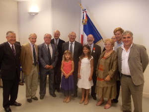 Juste après la remise de l'insigne du grade de Chevalier dans l'ordre de la légion d'honneur.