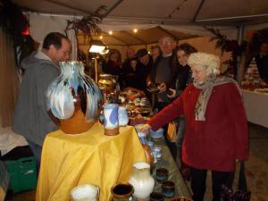 Les visiteurs ont fait honneur au marché de Noël de Chaillac.