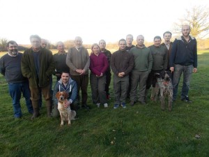 Les jeunes chasseurs avec André Lanchais et François Bourguemestre.